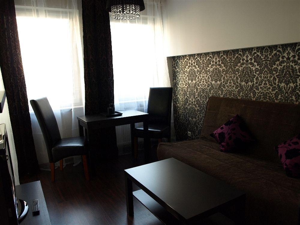 Apartamenty Top Garbary Poznan Exterior photo